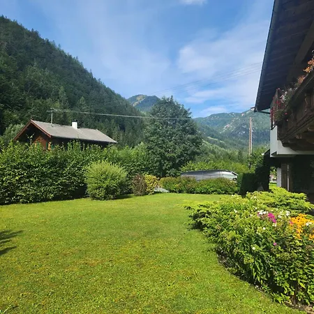Merryshof Villa *